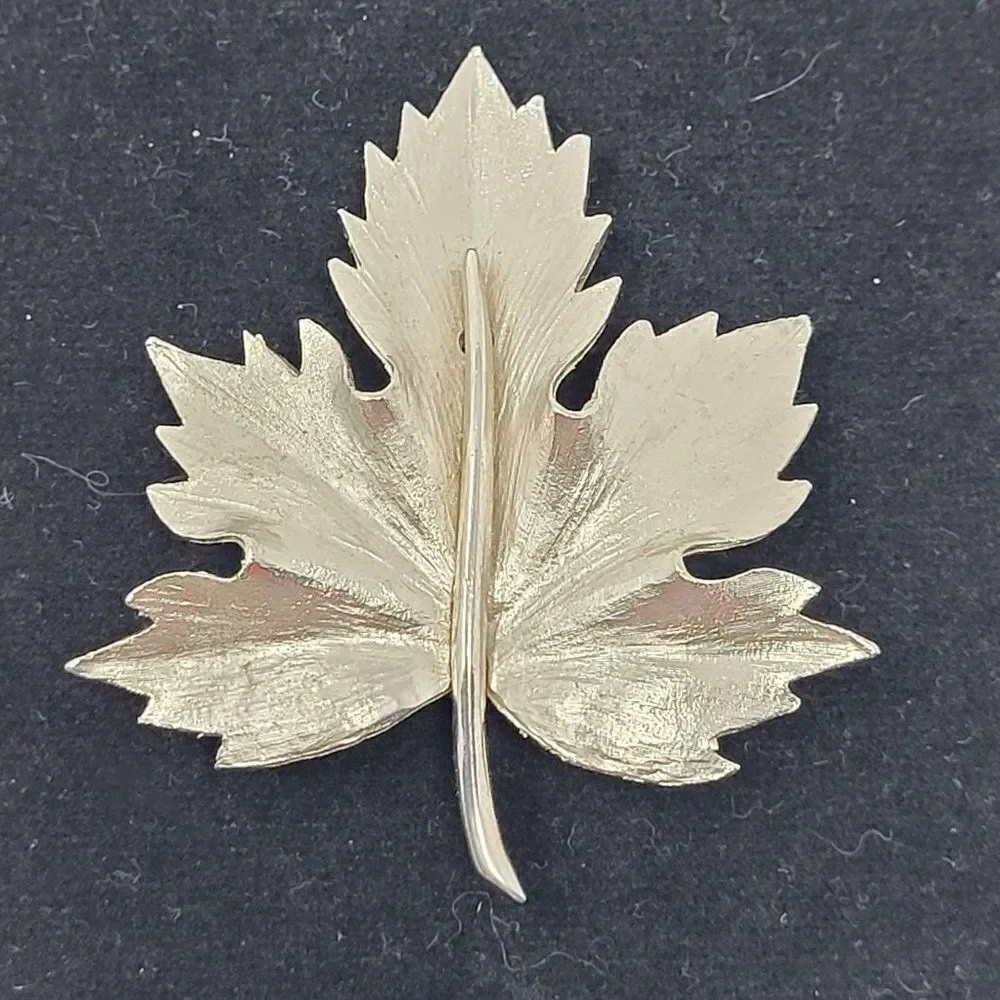 Vintage‎ Silver Tone Maple Leaf Brooch Pin Pendant 3D Etched Gift Canadian